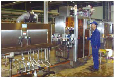 Vízálló és rozsdamentes zsugorfóliás címkegép PVC és PET palackokhoz