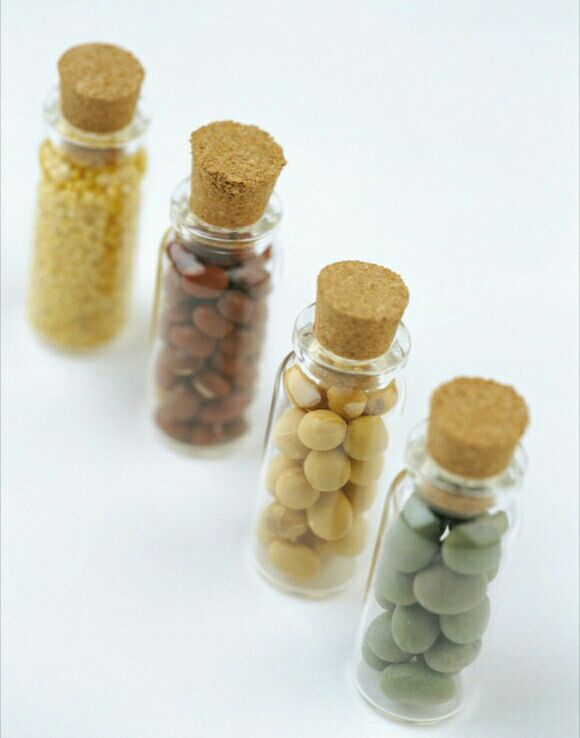 Intelligens vezérlés SUS304 Economy automatikus kis kerek palackos injekciós üveg címkéző gép