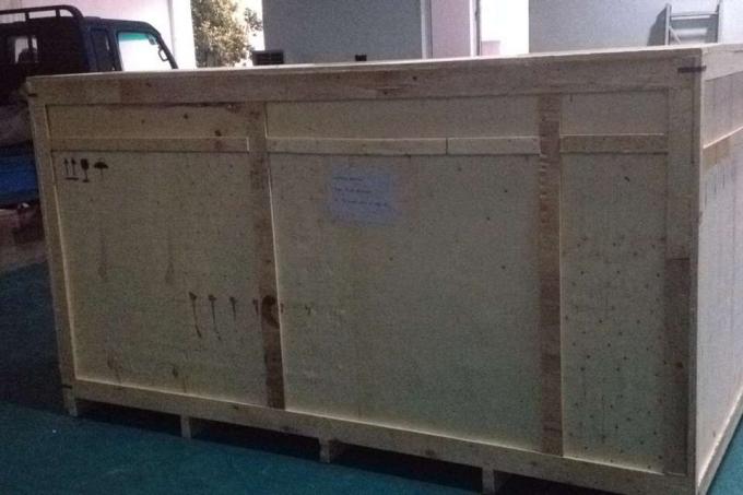 Alumínium ötvözetből készült Opp injekciós üveg címkéző gép kerek palackhoz, ipari címkéző gép