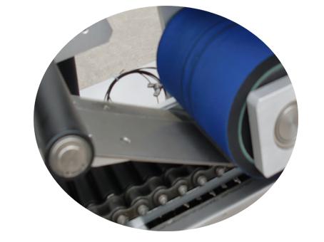 Papírcső címkézőgép 500 görgős öntapadó szövet matrica címke