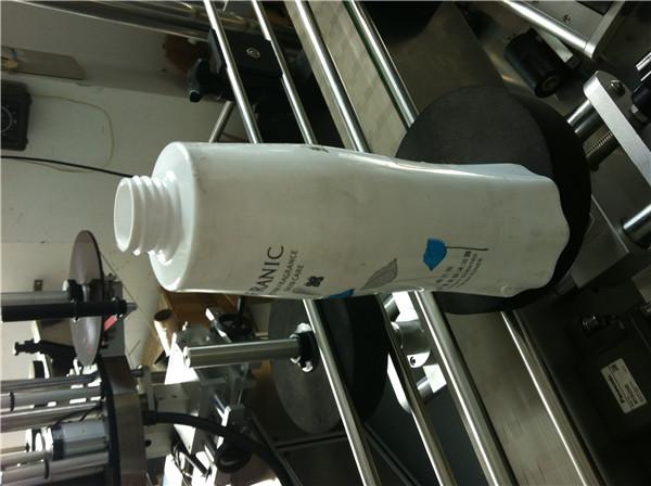 Orientált körbefogó címkézési rendszer kerek palackhoz / tartályhoz / tégelyhez