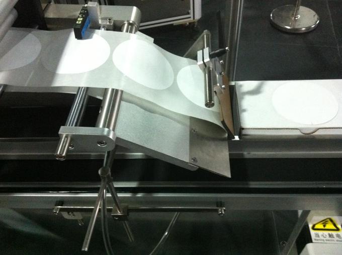 Öntapadó felső címkéző gép tégelyhez / dobozhoz / tartályhoz