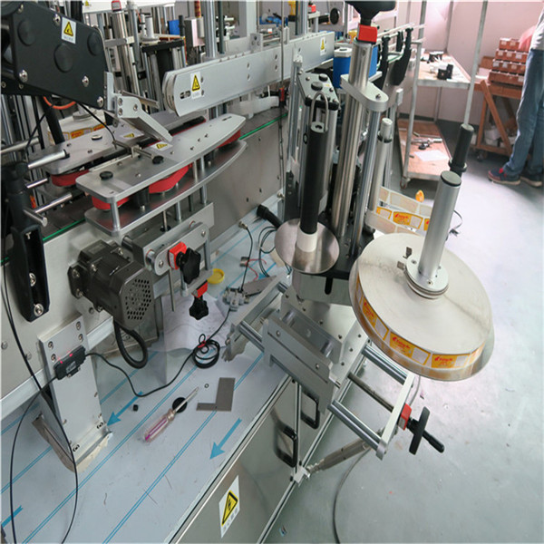 Három lineáris öntapadó címkéző gép elülső / hátsó / nyaki ital / élelmiszer / napi vegyszer