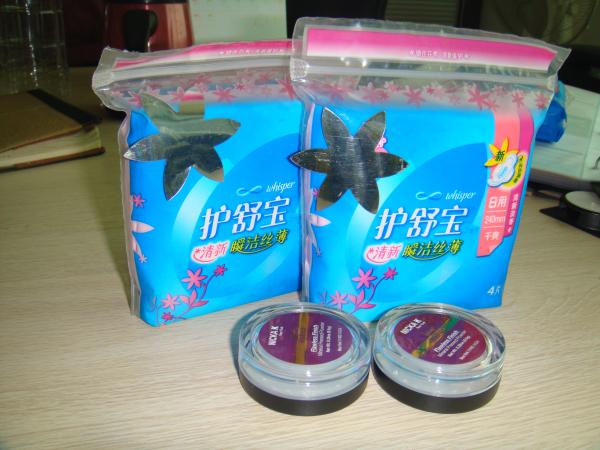 1-50 m / perc sebességű felső címkéző berendezés lapos felületekhez