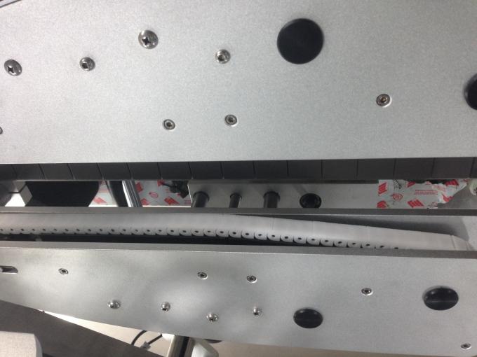 Többféle palack matrica címkéző gép PLC vezérlőrendszer