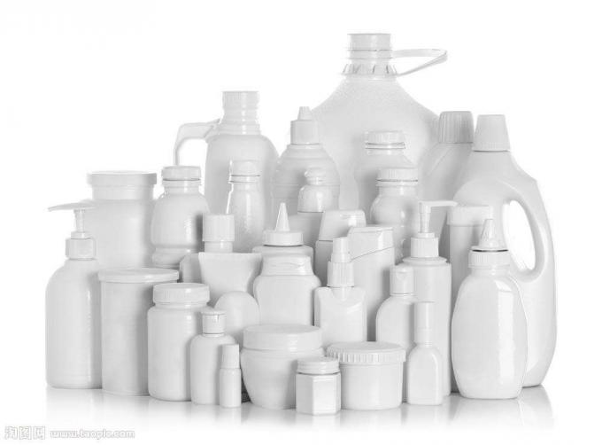 Műanyag palack címkéző gép vegyipari termékekhez, PLC és érintőképernyős vezérlőrendszer