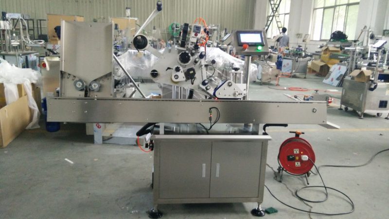 Kína nagy sebességű kis kerek dobozok címkéző gép, szem fekete üveg címke matrica gép kozmetikai szállító számára