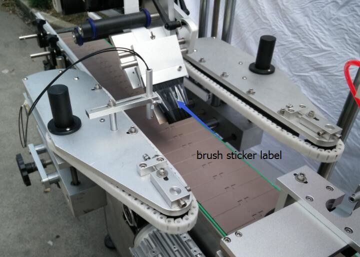 China HIG automatikus kerek palack matrica címkéző gép sörösüveg küllő motor GPG márka szállítója