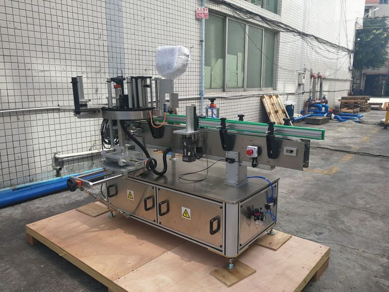 Kína öntapadó automatikus kerek palack matrica címkéző gép PLC vezérlés szállítója