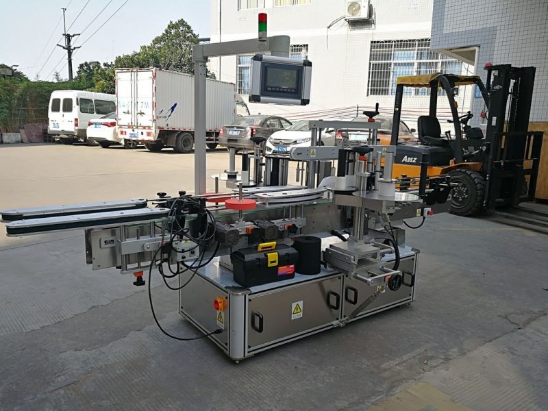 Kína sampon palack dupla oldalú ragadós címkéző gép teljesen automatikus szállító