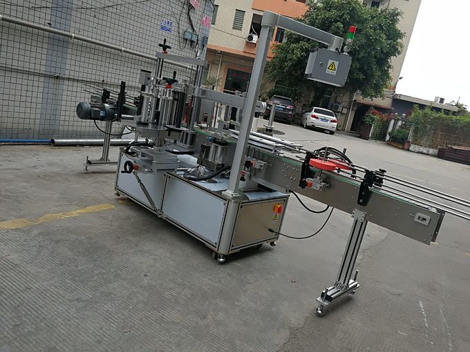 Öntapadó matrica címkéző gép nagy sebességgel 200BS / perc